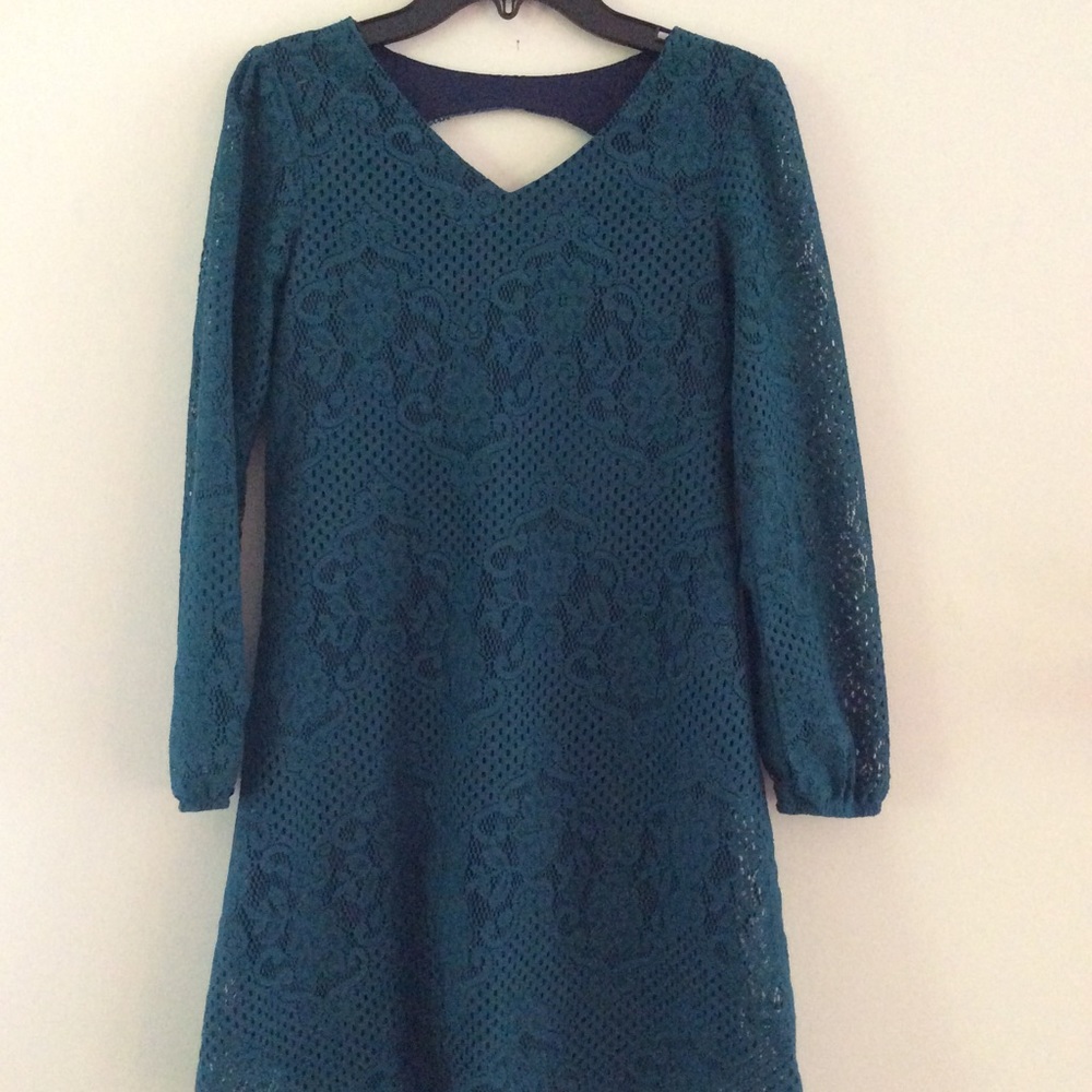 Dark teal laced dress with  - sleeves